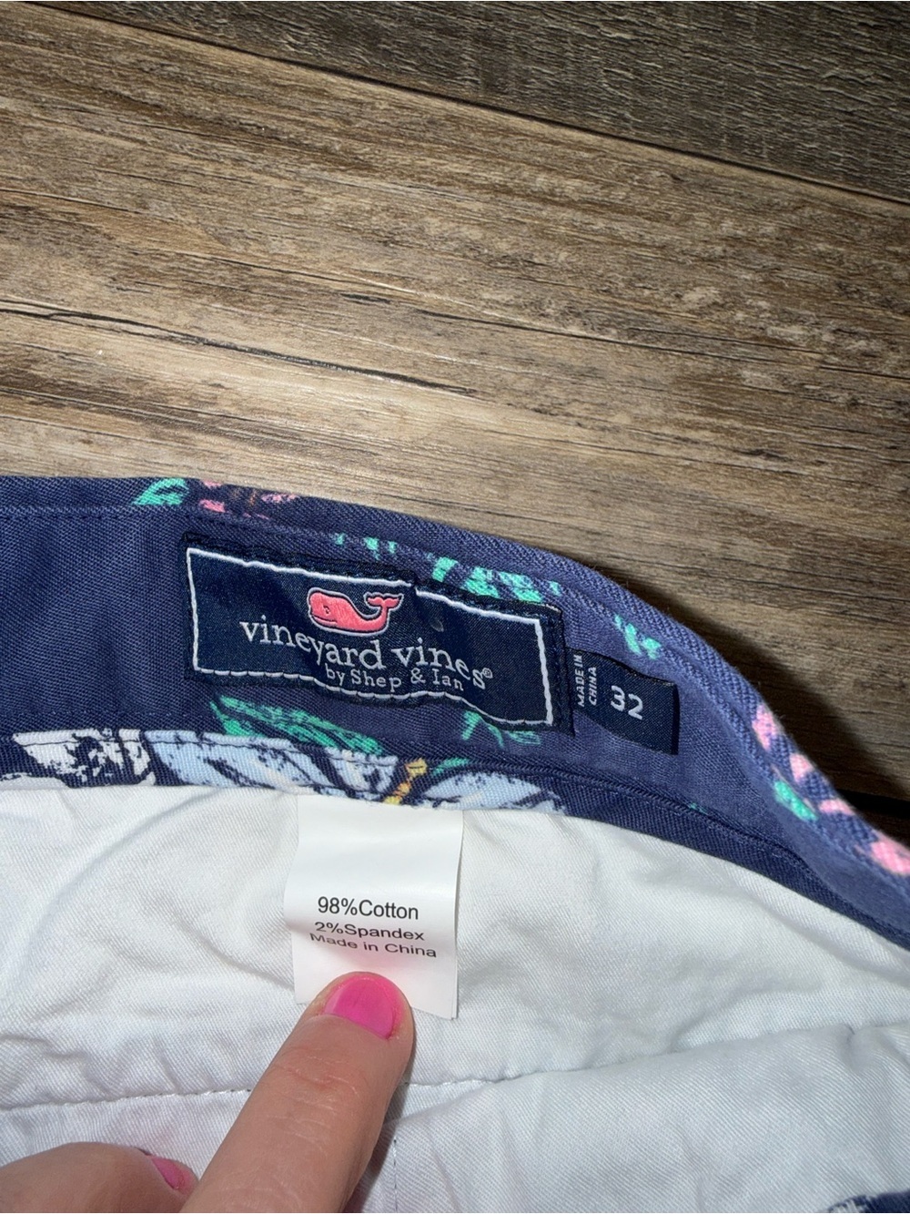 Men’s Vineyard Vines Pre-Owned Size 32 - Picture 3 of 4